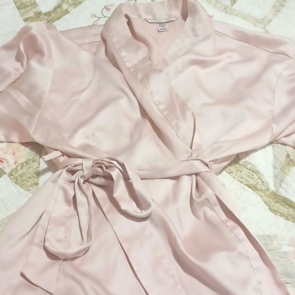 Vintage victorias secret baby pink robw - Picture 1 of 2